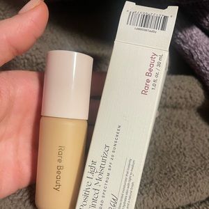 Rare Beauty Tinted Moisturizer in shade 26W